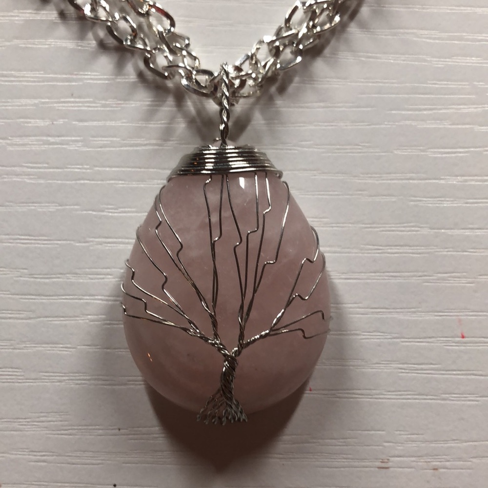 Necklace - Picture 2 of 3